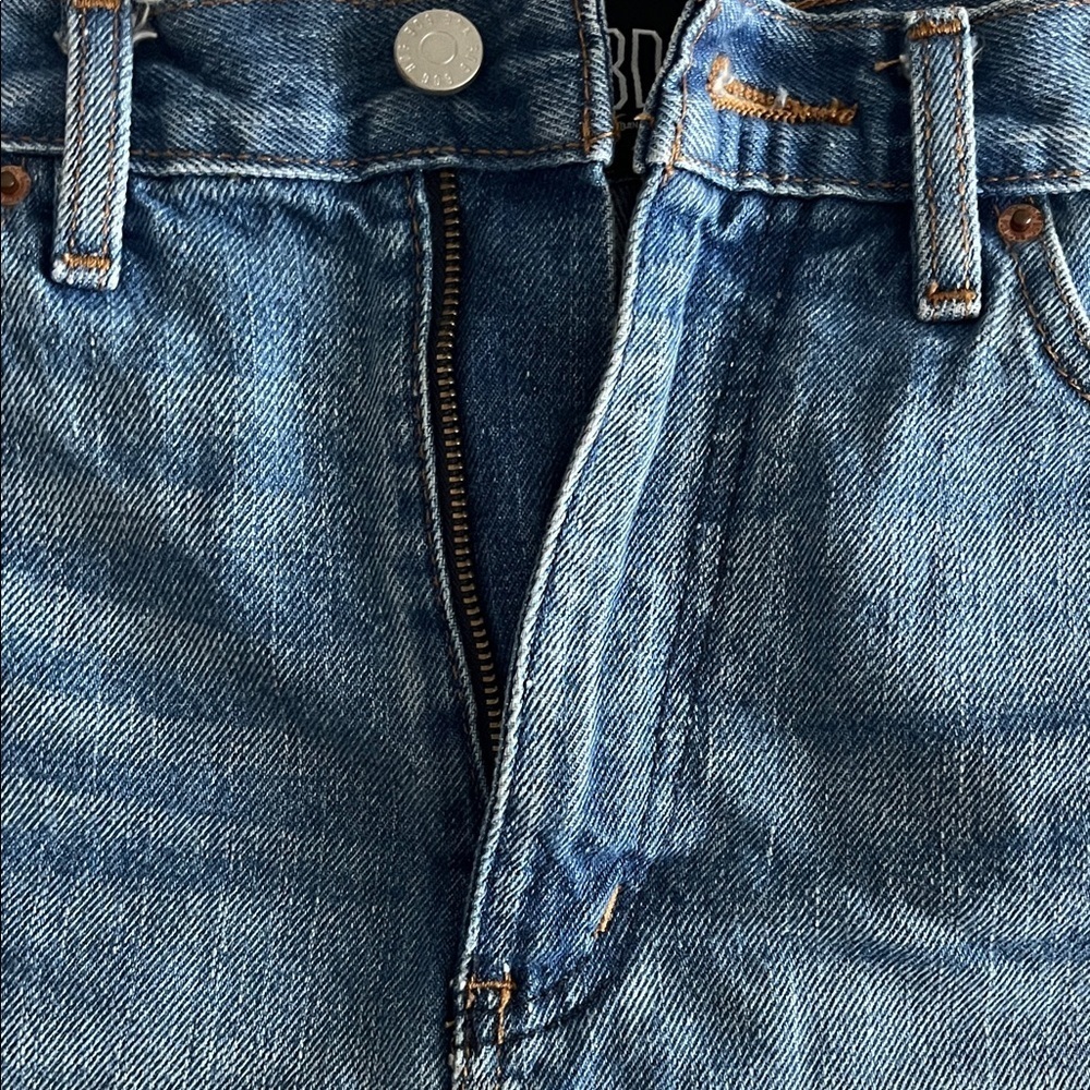 BDG Women's Light Blue Jean Shorts - Picture 9 of 10